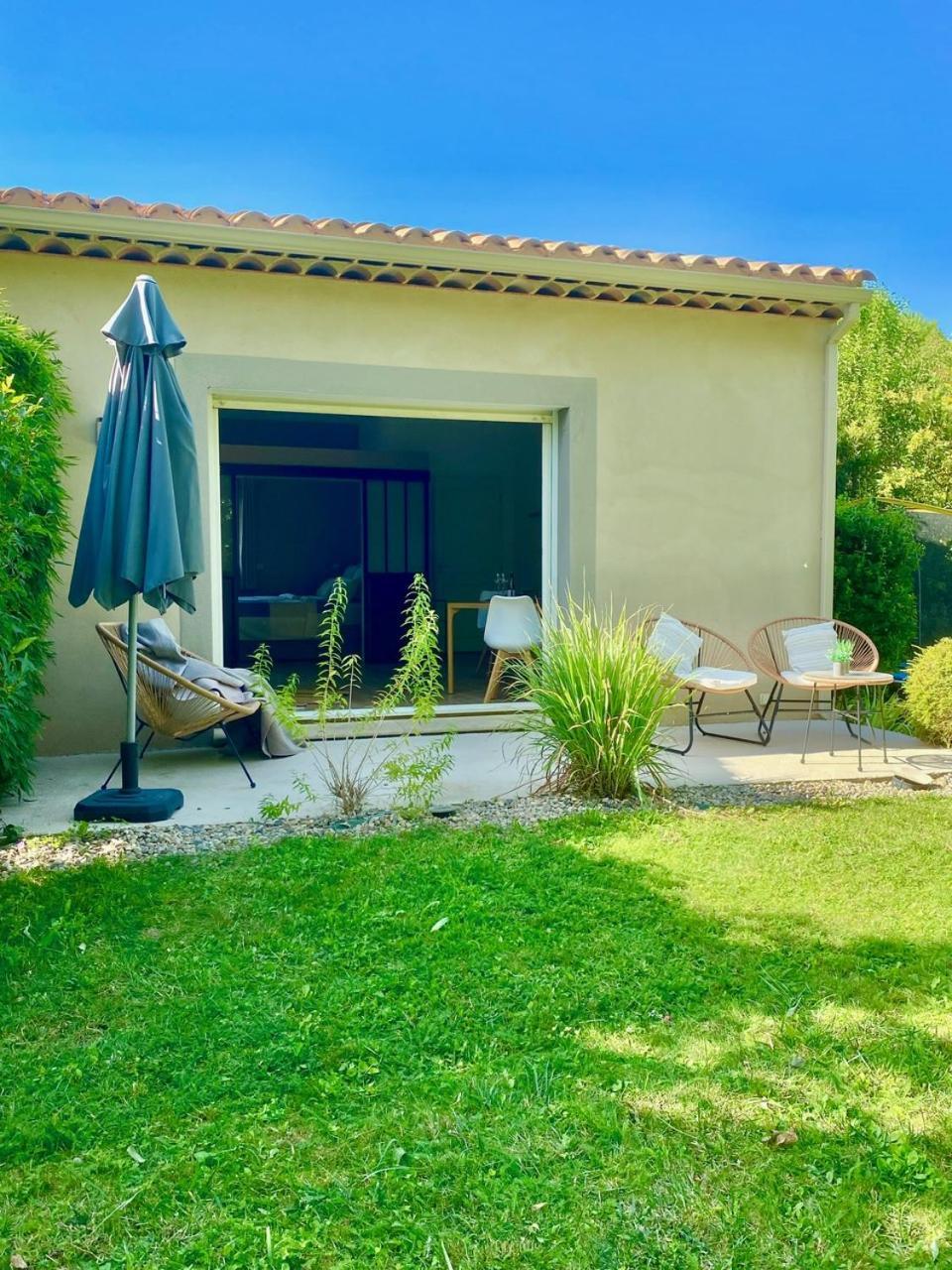 Appartement Neuf Et Au Calme Proche Avignon Альтан-де-Палюд Екстер'єр фото